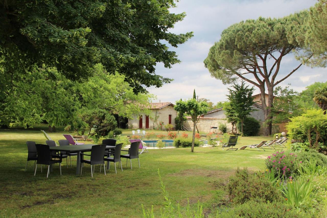 Chateau Rosemont - Grande Maison Familiale Campagne Dans Le Medoc Avec Piscine Et Tennis A 15 Mn Bordeaux Labarde Екстериор снимка