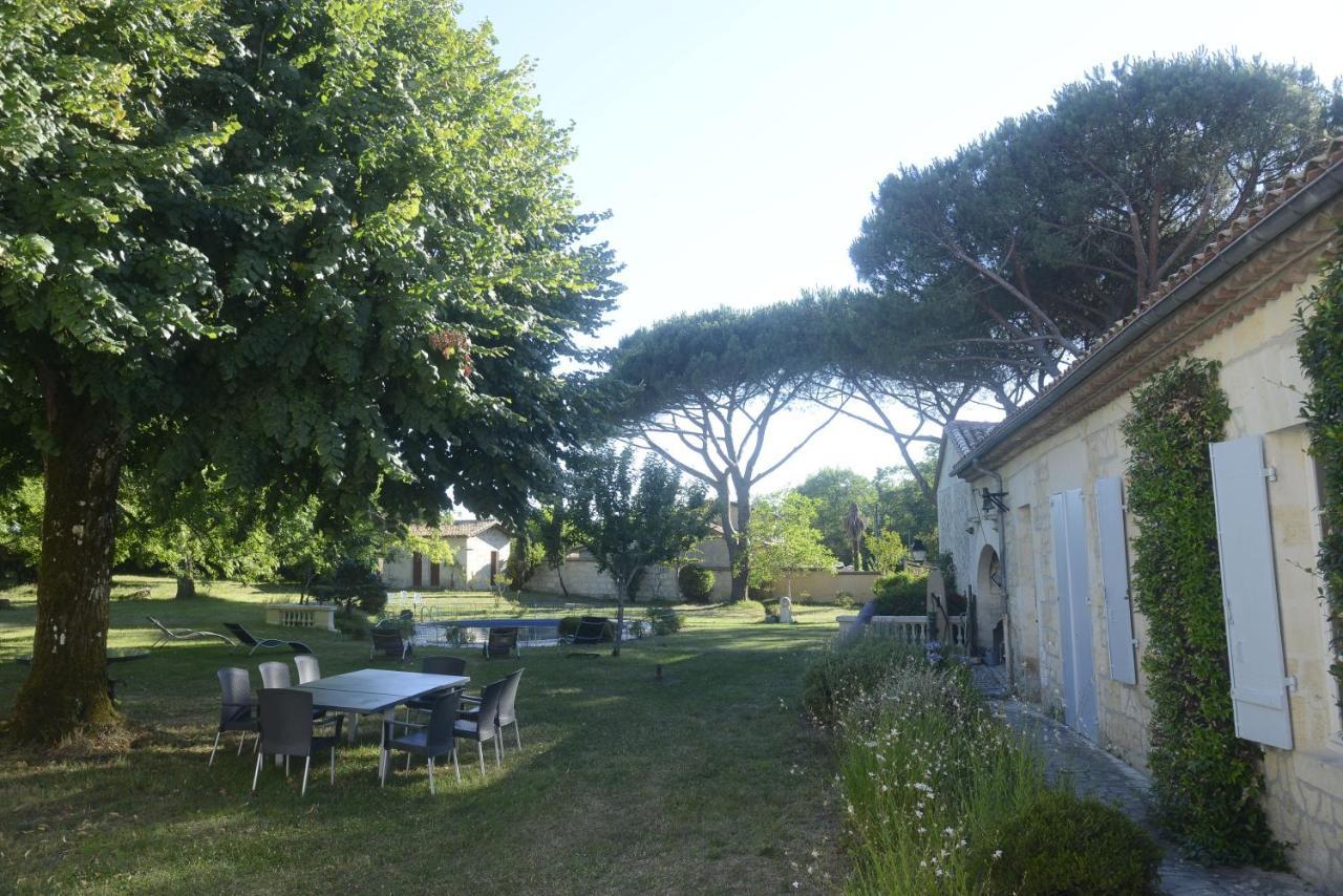 Chateau Rosemont - Grande Maison Familiale Campagne Dans Le Medoc Avec Piscine Et Tennis A 15 Mn Bordeaux Labarde Екстериор снимка