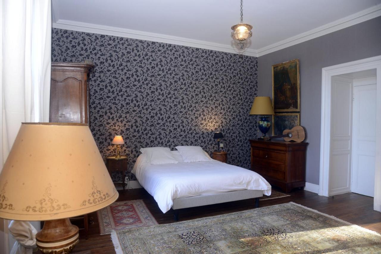 Chateau Rosemont - Grande Maison Familiale Campagne Dans Le Medoc Avec Piscine Et Tennis A 15 Mn Bordeaux Labarde Екстериор снимка